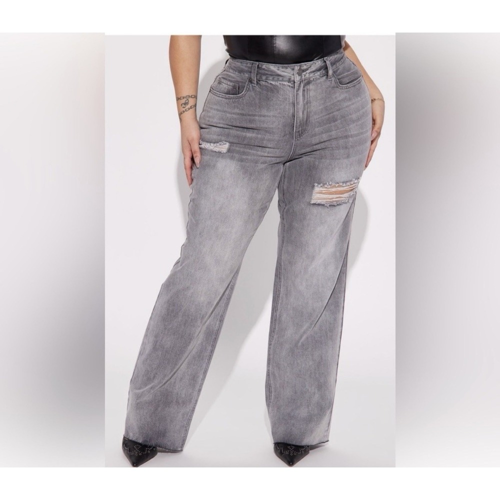 Fashion Nova Worth The Wait Ripped Straight Leg Jeans Sz 13 NEW Distressed #215